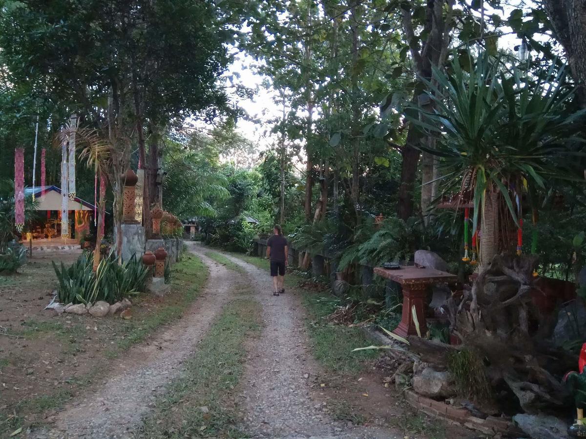 Baan Suan Jantra Home Stay Чианграй Экстерьер фото